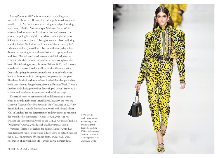 LITTLE BOOK OF VERSACE