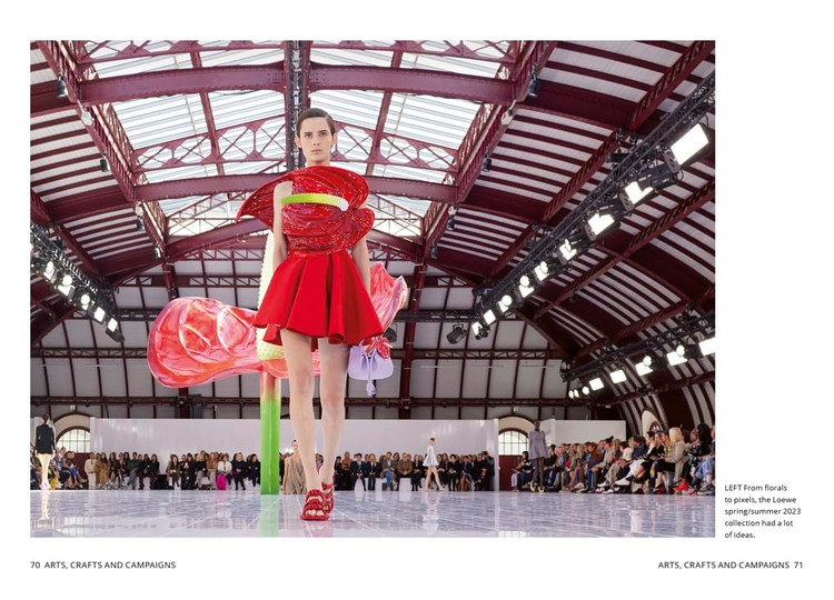 LITTLE BOOK OF LOEWE
